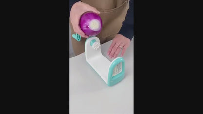 Multifunctional vegetable cutter grater